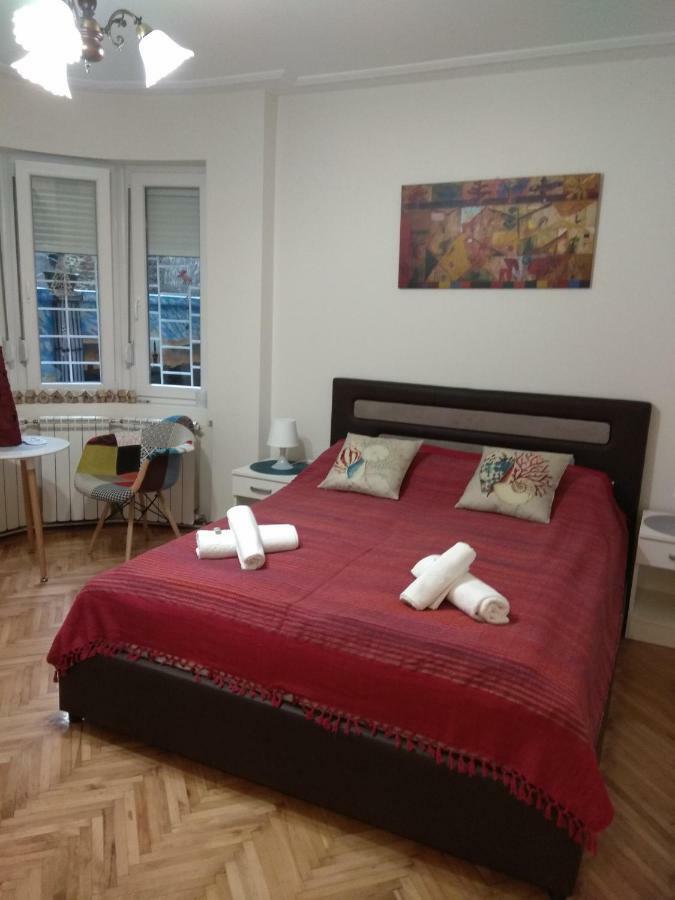 Bohemian Dawn Apartment Belgrad Exteriör bild